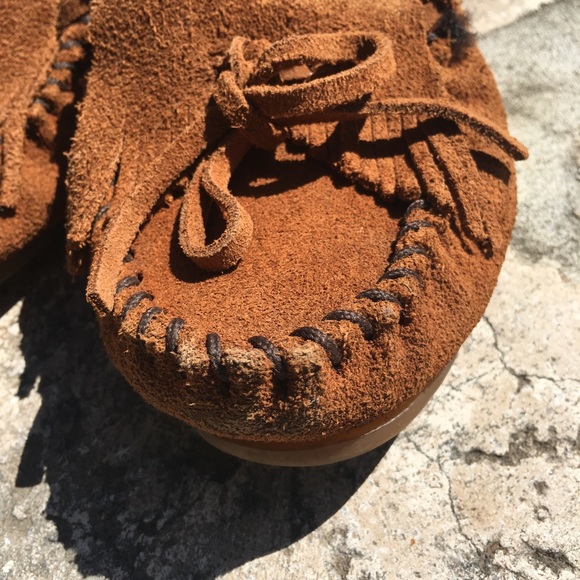 Minnetonka Kilty Suede hardsole moccasins, brown - Picture 8 of 8